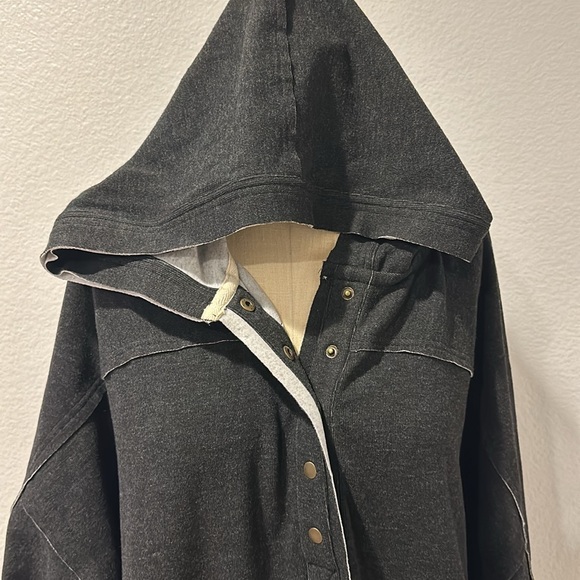 Hoodie Pullover - Picture 2 of 7